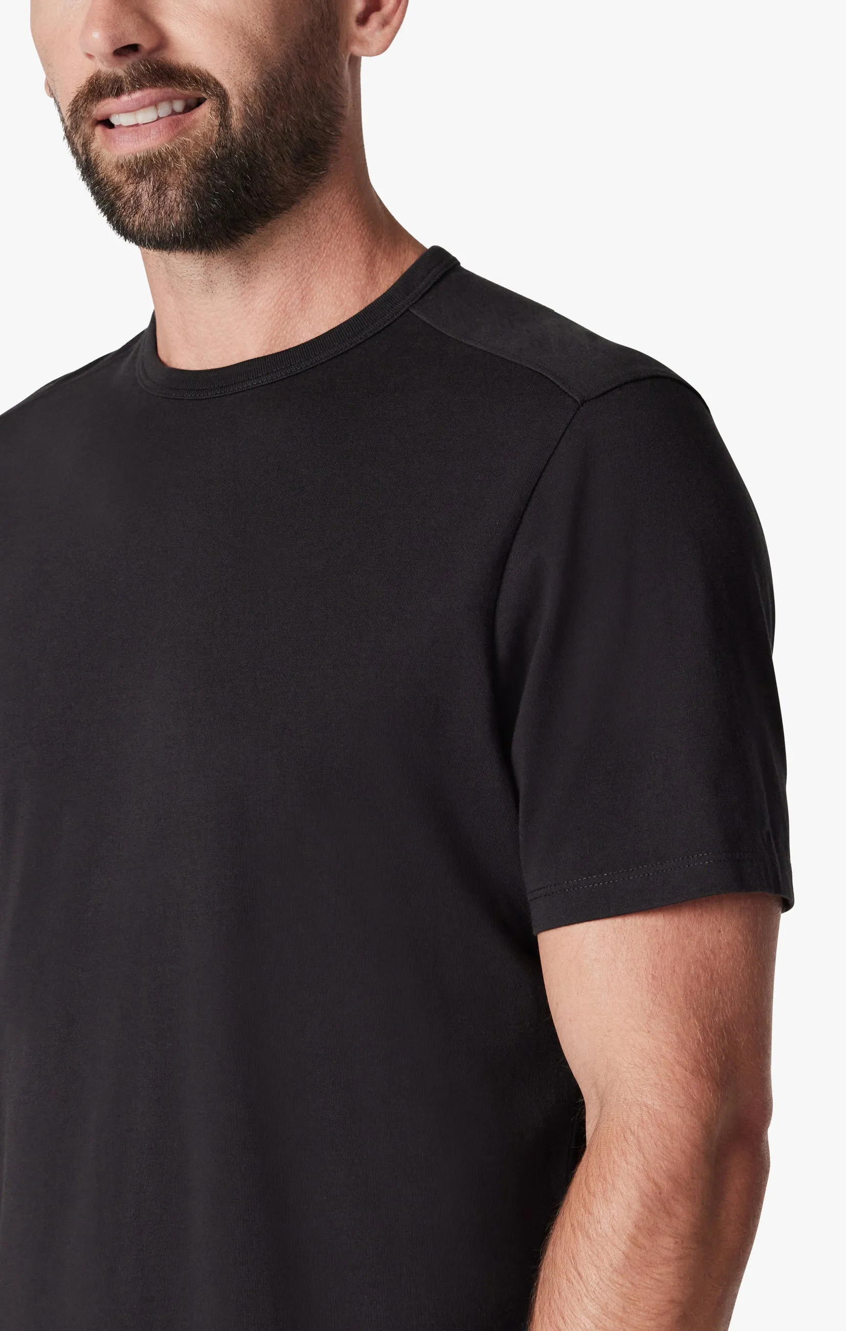 Basic Crew Neck T-Shirt in Black