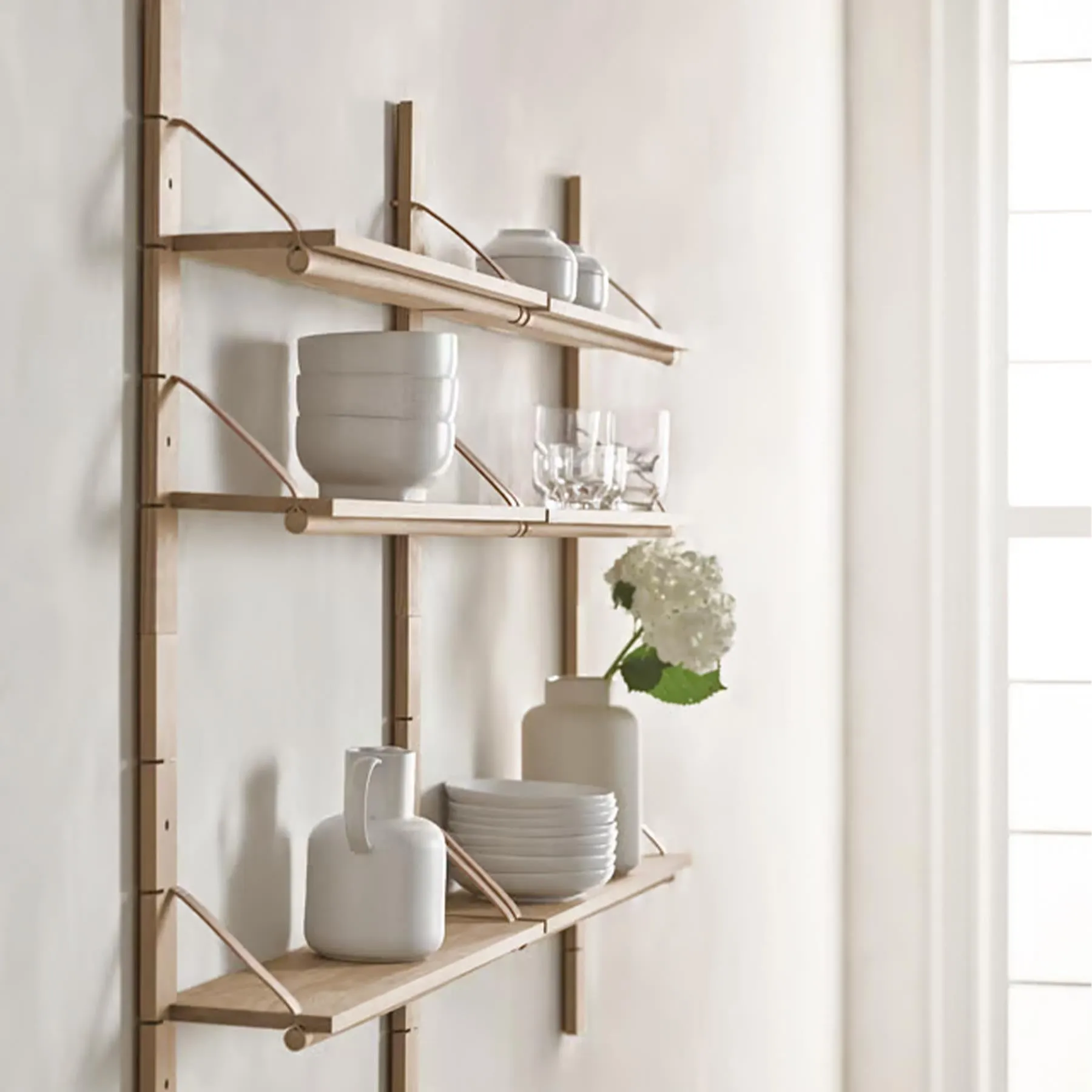 Bolia Strap Shelf - Combination Living 05