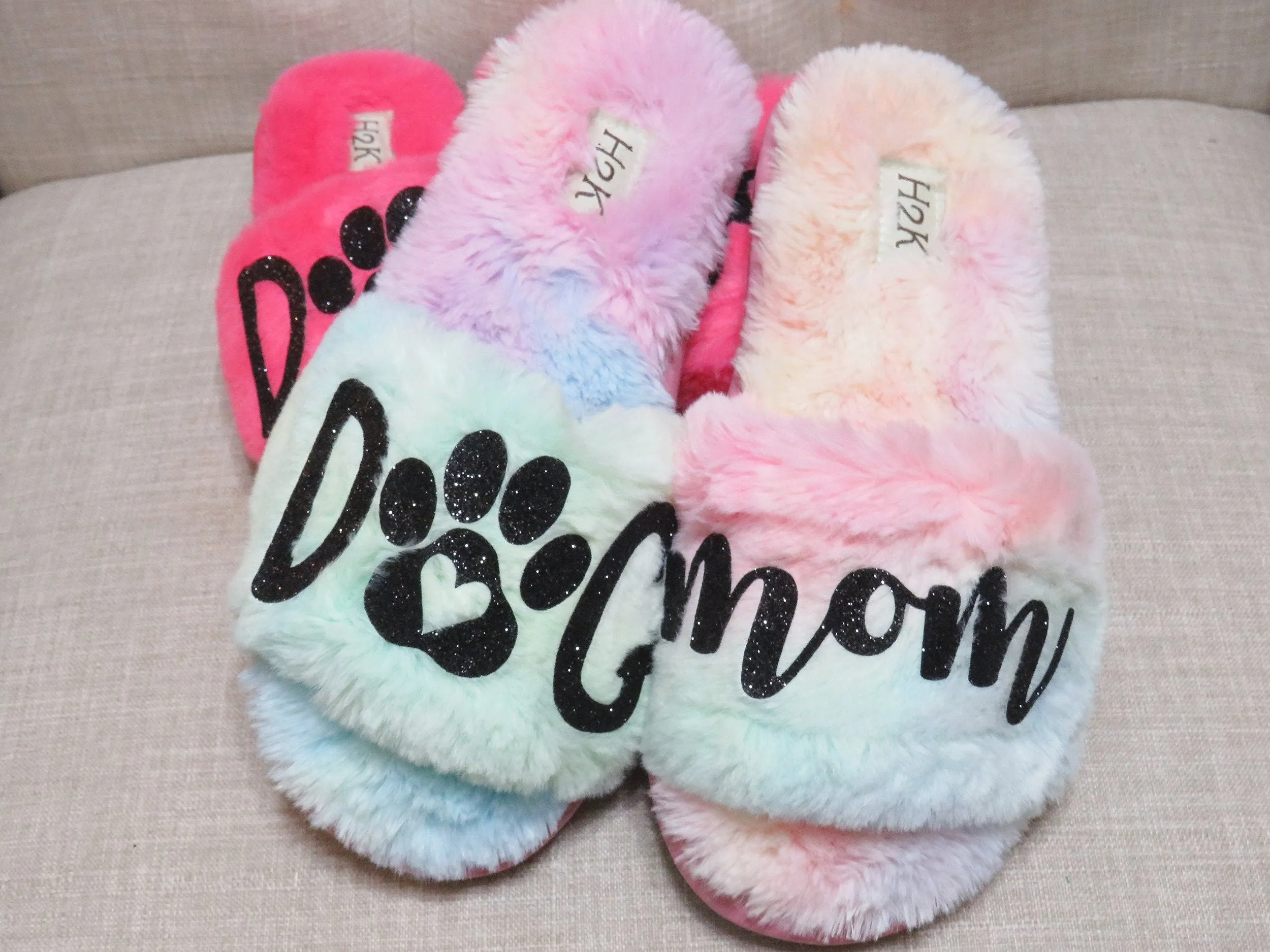 DOG MOM Fur slide /Dogmom furry shoes  Pink slide shoes