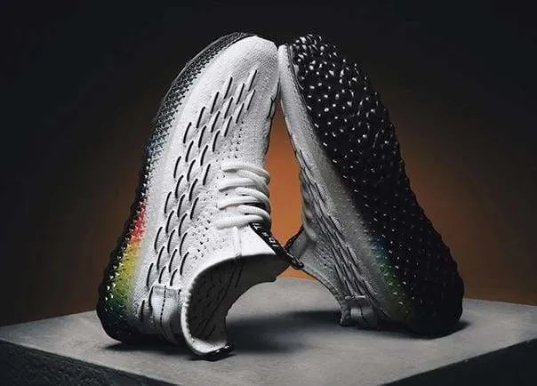 Mesh Breathable Sneakers Shoes For Men and Women