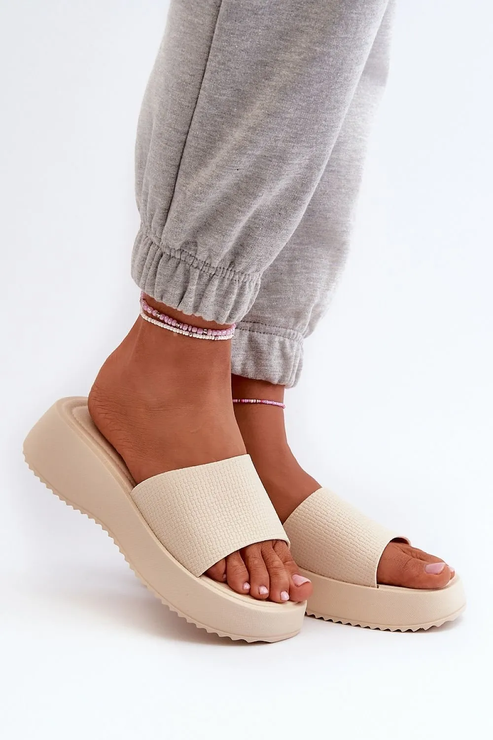 TEEK - Textured Skin Platform Slides