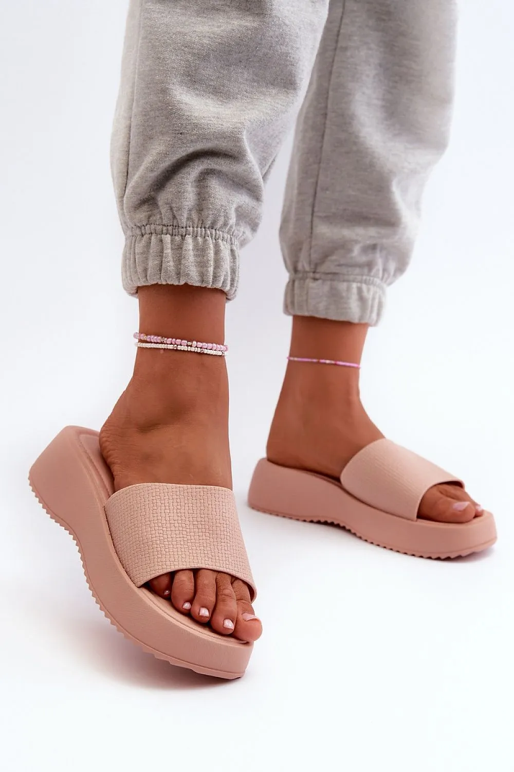 TEEK - Textured Skin Platform Slides