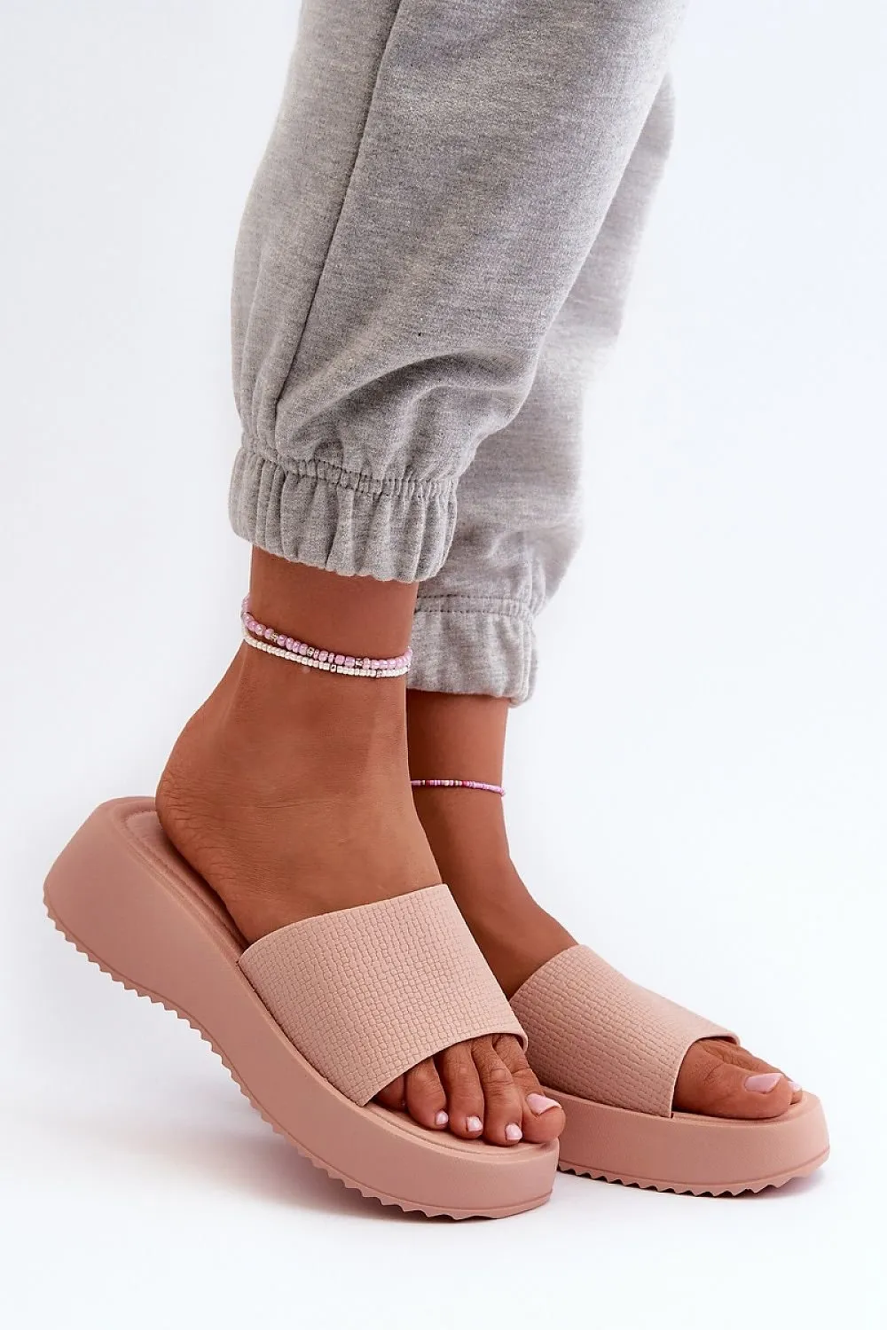 TEEK - Textured Skin Platform Slides