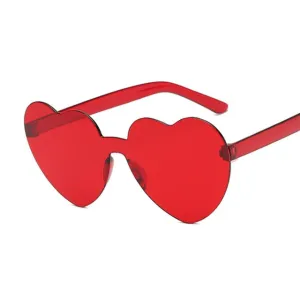 Trendy Heart Retro Cat Eye Sunglasses